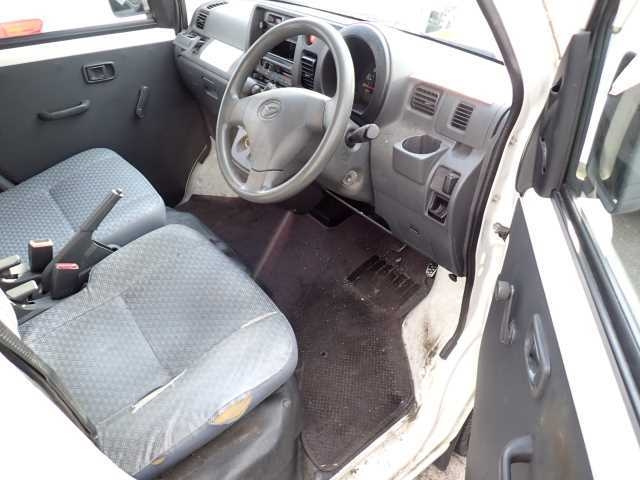 DAIHATSU HIJET VAN 2014