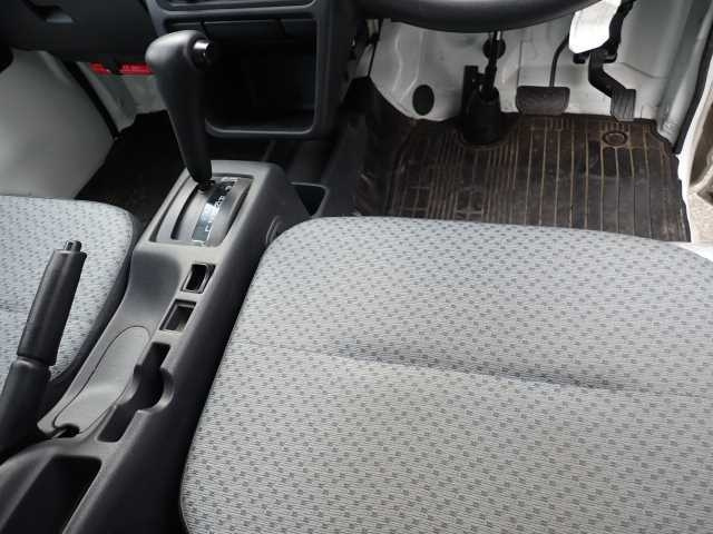 NISSAN CLIPPER TRUCK 2020