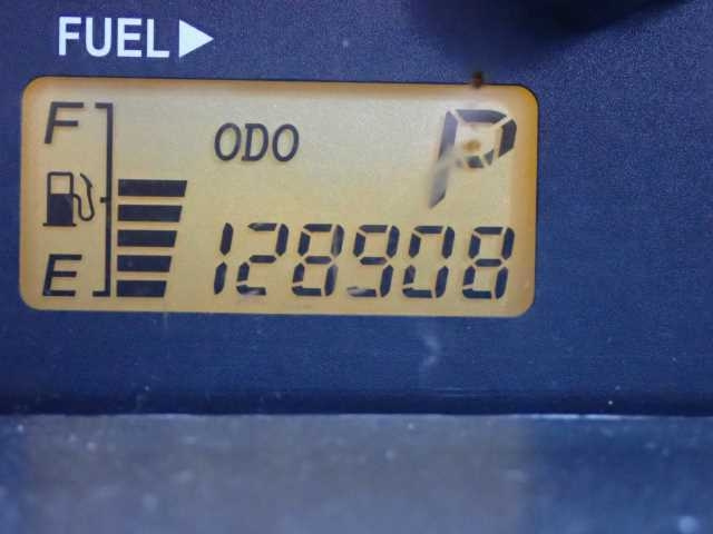 DAIHATSU HIJET VAN 2011