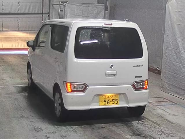 SUZUKI WAGON R 2024