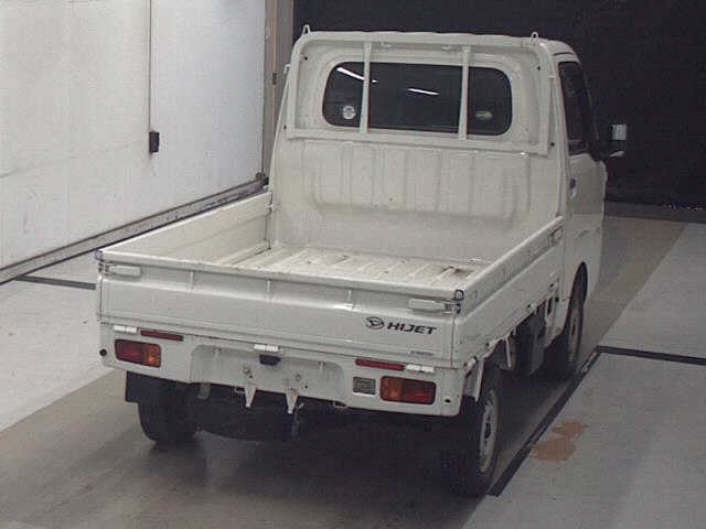 DAIHATSU HIJET TRUCK 2015