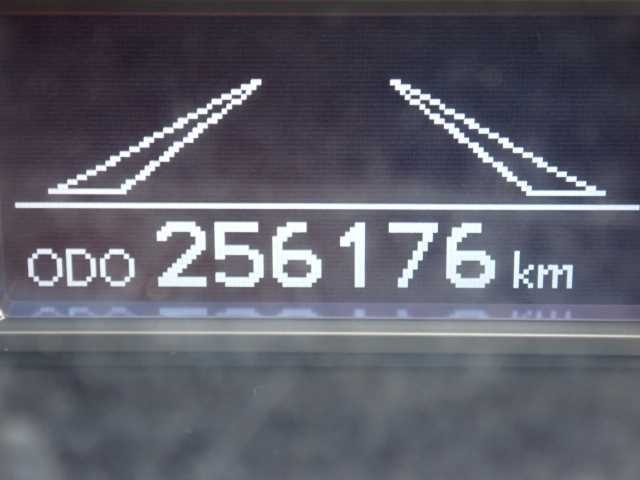 TOYOTA HIACE VAN 2020