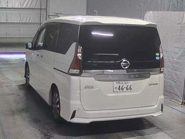 NISSAN SERENA 2019