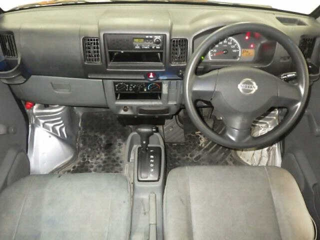 NISSAN CLIPPER VAN 2012