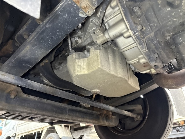 MITSUBISHI CANTER 2013