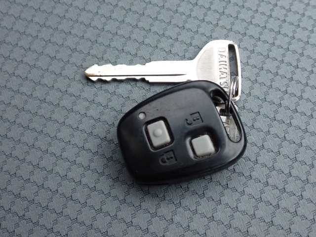 DAIHATSU HIJET VAN 2017