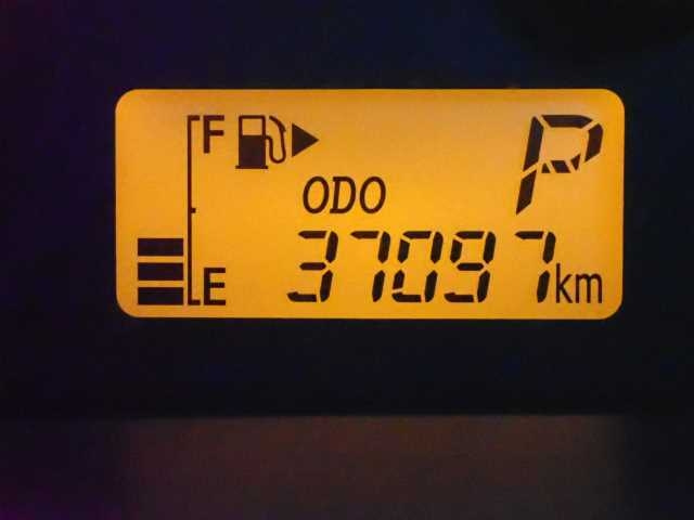 DAIHATSU HIJET VAN 2017