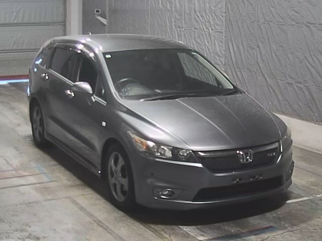 HONDA STREAM 2009