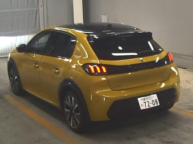PEUGEOT 208 2020