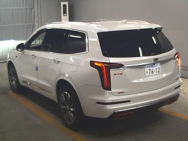 GM CADILLAC XT6 2021