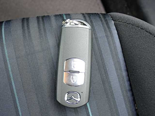 MAZDA DEMIO 2016