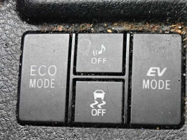 TOYOTA COROLLA FIELDER 2018