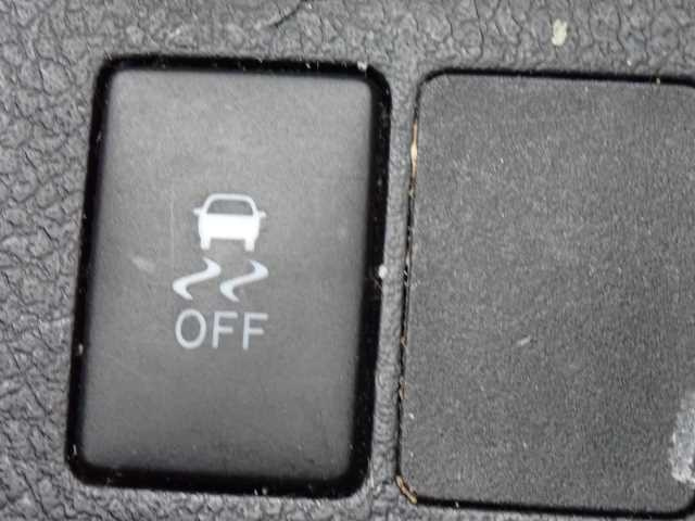 TOYOTA COROLLA FIELDER 2012