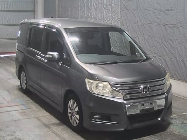HONDA STEP WAGON 2012