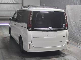 TOYOTA ESQUIRE 2016