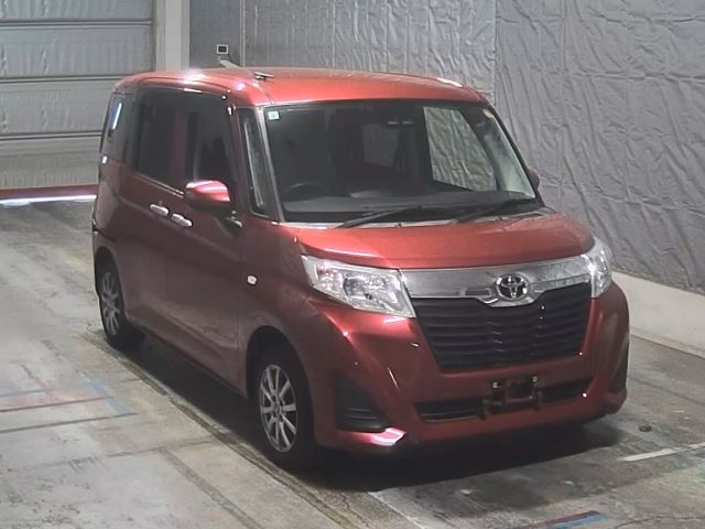 TOYOTA ROOMY 2019
