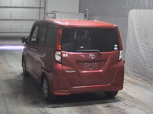 TOYOTA ROOMY 2019