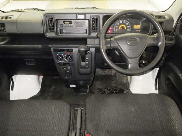 DAIHATSU HIJET VAN 2018