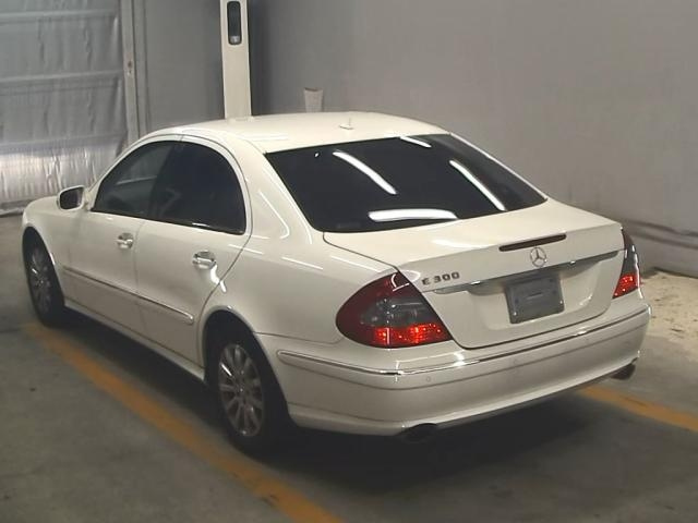 MERCEDES BENZ E CLASS 2008