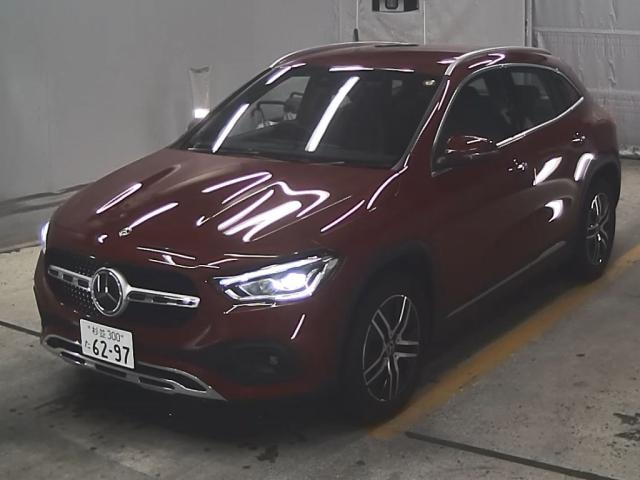 MERCEDES BENZ GLA CLASS 2023