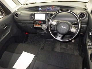 DAIHATSU TANTO 2010