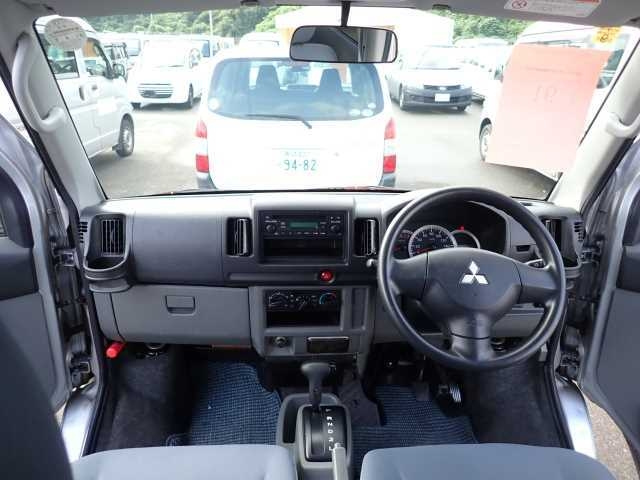 MITSUBISHI MINICAB VAN 2013