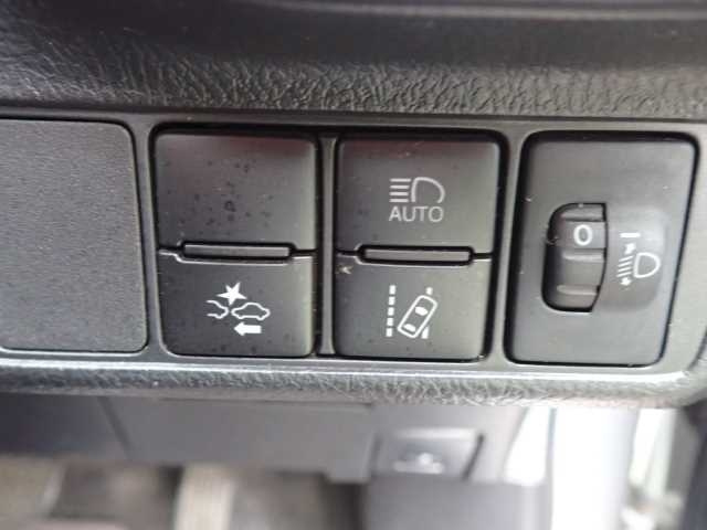 TOYOTA COROLLA FIELDER 2018