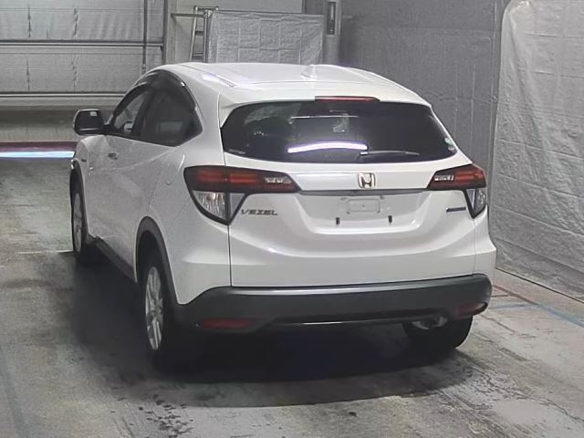 HONDA VEZEL 2015
