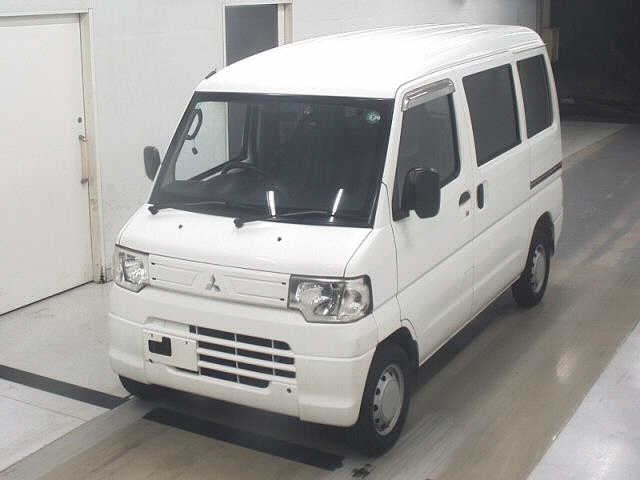 MITSUBISHI MINICAB VAN 2012