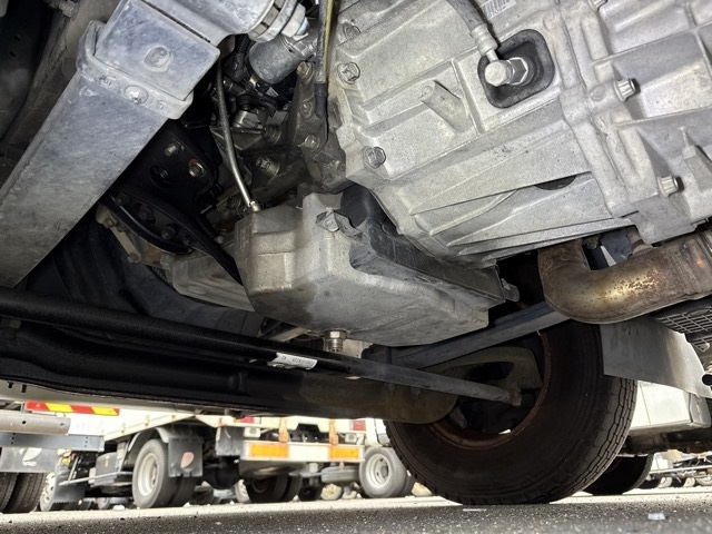 MITSUBISHI CANTER 2016