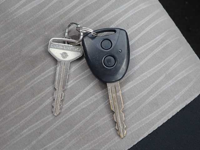 DAIHATSU MIRA E S 2017