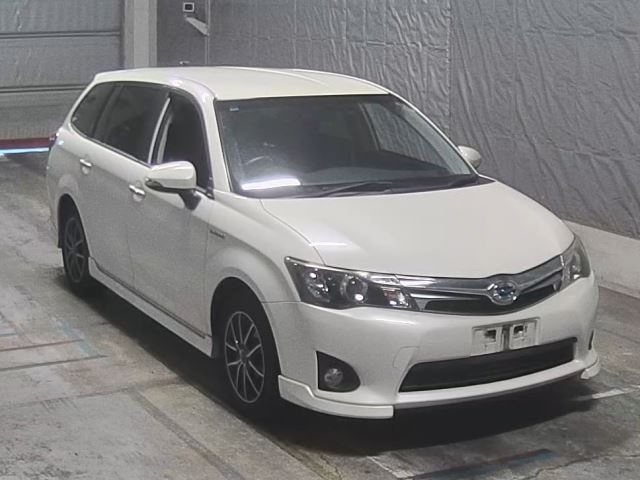 TOYOTA COROLLA FIELDER 2014