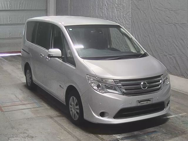 NISSAN SERENA 2014
