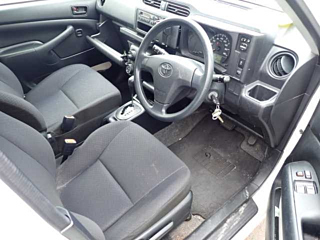 TOYOTA PROBOX 2017