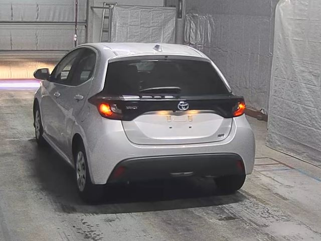TOYOTA YARIS 2021