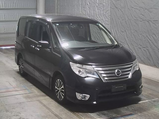 NISSAN SERENA 2015