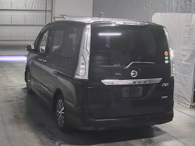 NISSAN SERENA 2015