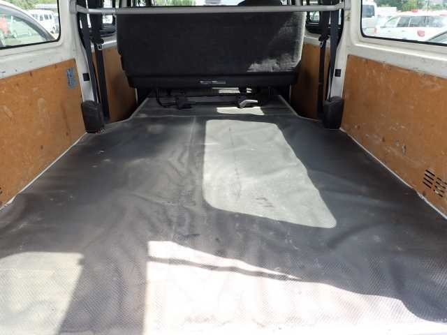 TOYOTA HIACE VAN 2016