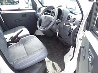 DAIHATSU HIJET VAN 2017