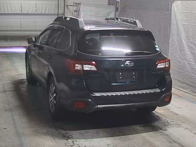 SUBARU LEGACY OUTBACK 2020
