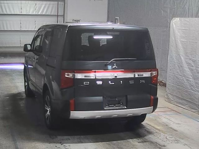 MITSUBISHI DELICA D5 2024