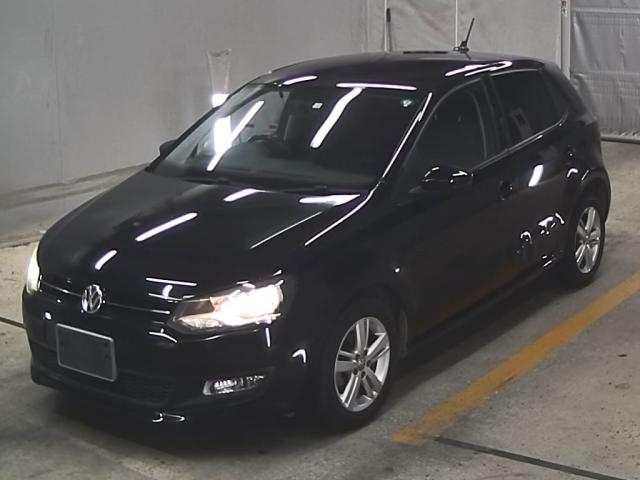 VOLKSWAGEN POLO 2014