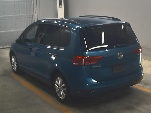 VOLKSWAGEN GOLF TOURAN 2016
