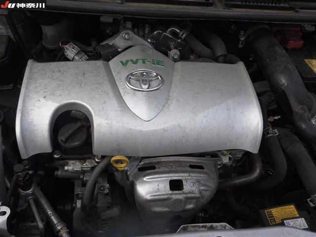 TOYOTA SIENTA 2016