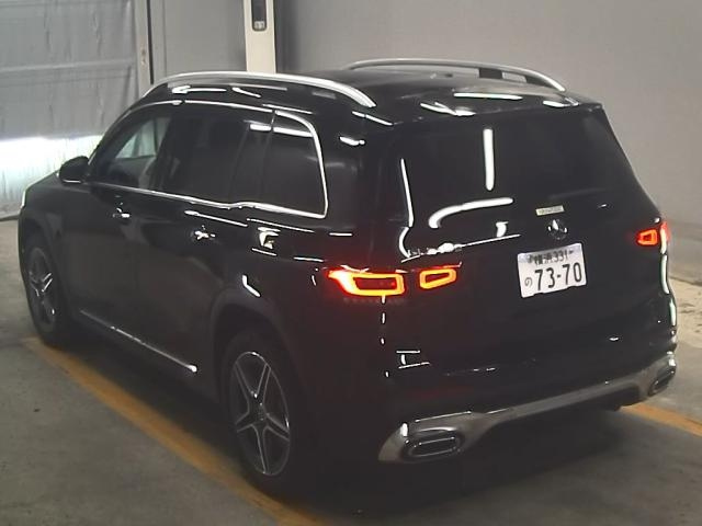 MERCEDES BENZ GLB 2023