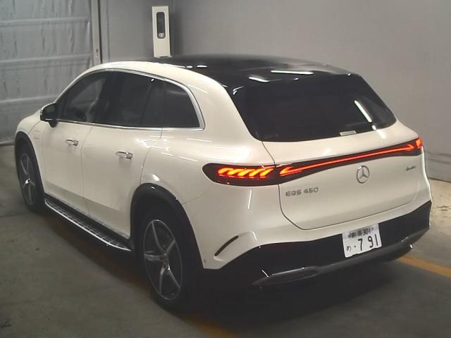 MERCEDES BENZ EQS 2023