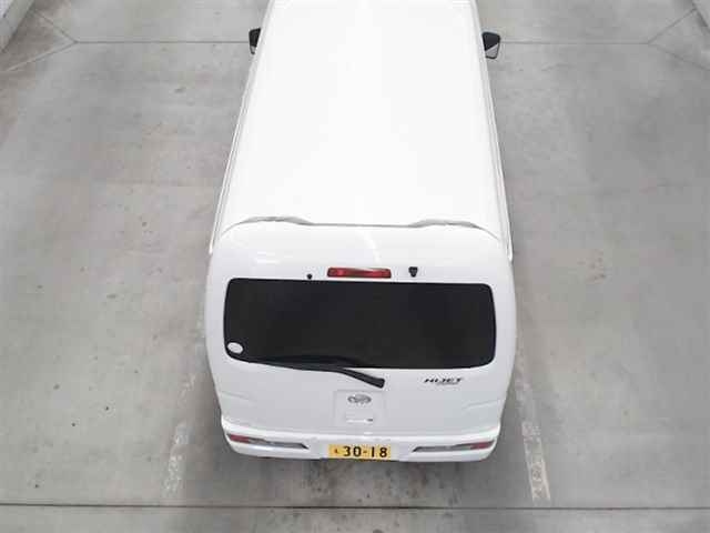 DAIHATSU HIJET VAN 2022