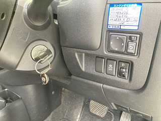 NISSAN MARCH 2014