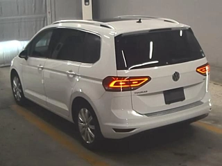 VOLKSWAGEN GOLF TOURAN 2016