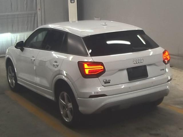 AUDI Q2 2017